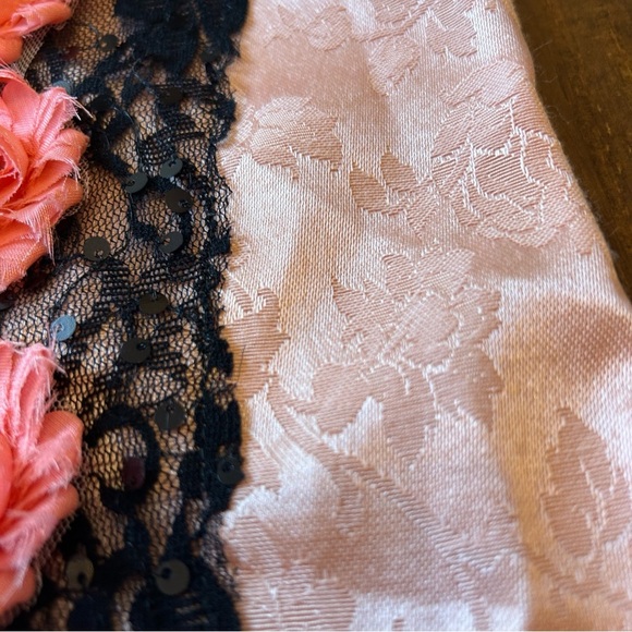 Mia Belle Baby Couture Dress 4T | Pink Jacquard, Black Lace, Rosette Detail 🇺🇸 - Picture 2 of 5